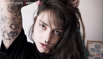 garota gostosa faz anal e deixa namorado gozar dentro do cuzinho dread hot