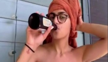 mia khalifa tomando banho ao vivo cdg